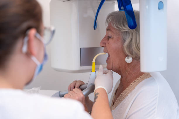 Best Mobile Emergency Dentist in Summit, MS